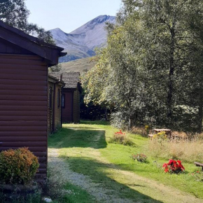 Kinlochewe Mountain Chalets - Chalet 4, Rowan